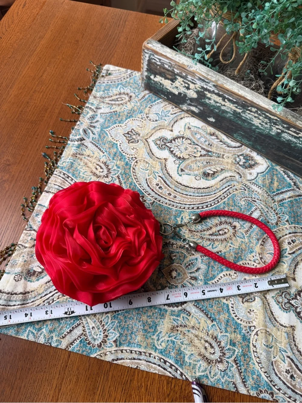 Wristlet Evening Bag Red Rosette Kiss Lock Satin Floral Cl